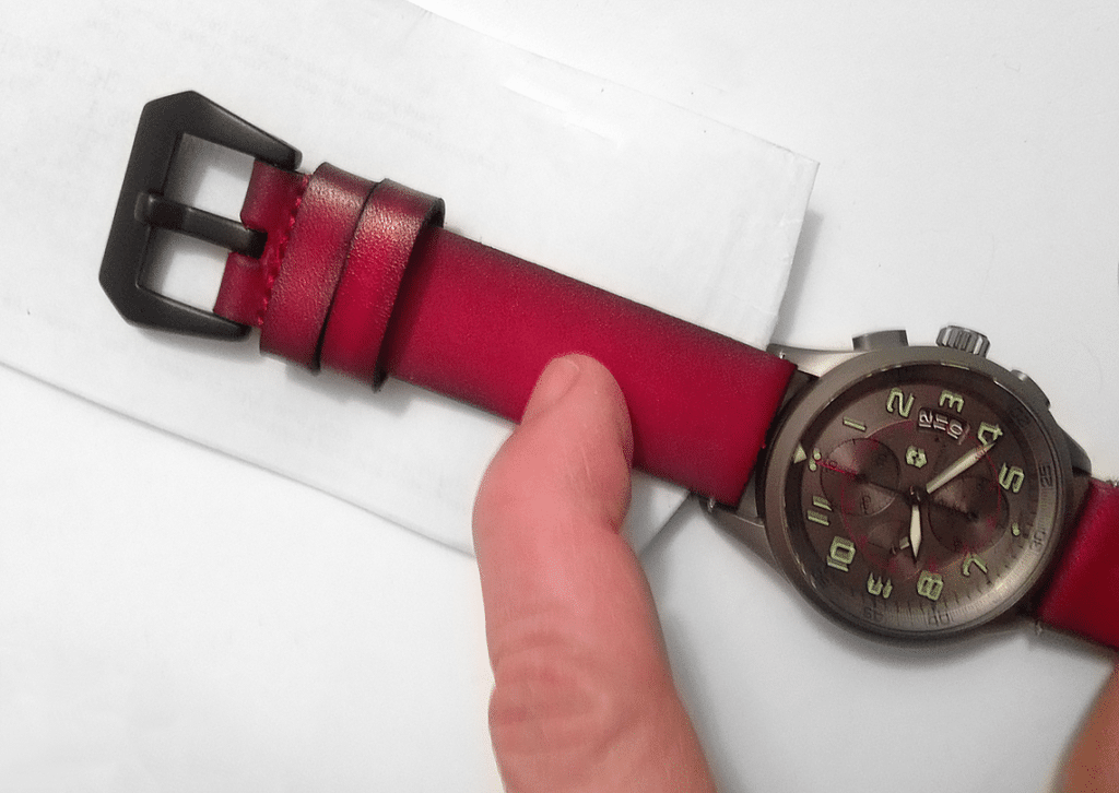 The vintage red leather watch band from Strapsco did not work for this watch