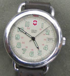 The mystery Swiss Army watch looked similar to this Swiss Army Cavalry watch from the early days of Swiss Army