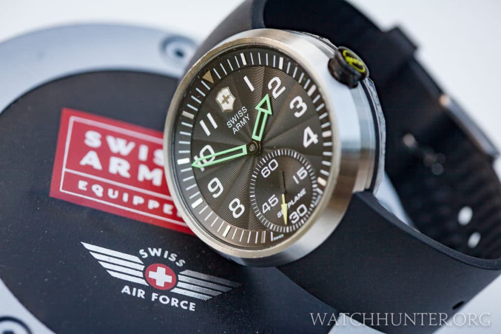 The mechanical Victorinox Swiss Army SeaPlane XL with its round Swiss Airforce display box