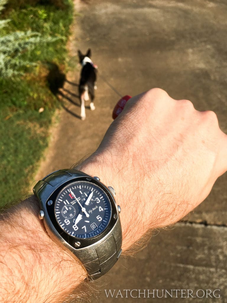 The Victorinox Swiss Army Hunter Mach 2 has a highly legible dial.