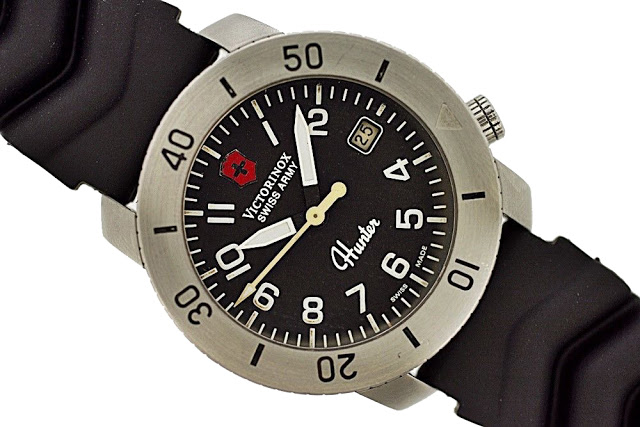 MEET THE WATCH: The Victorinox Swiss Army Hunter Watch That Never Existed